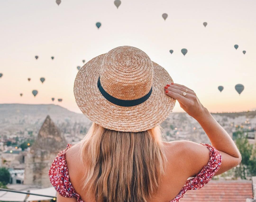 Slideshow Post Type With Blockquote and Intro